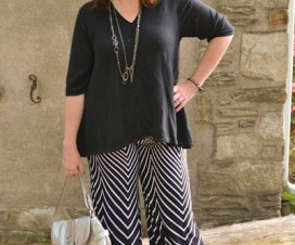 casual plus size blogger Sherry Aikens