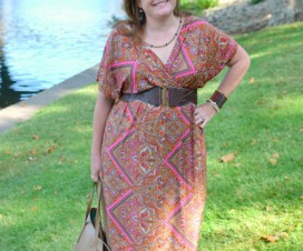 Plus Size fashion Blogger Sherry Aikens How to wear a maxi dress from biggirlsguide.com Plus Size fashion for women