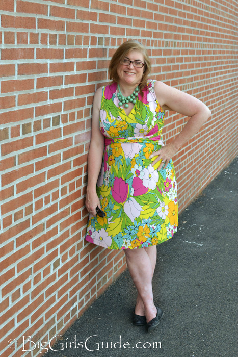 Plus size dress fashion for womens over 40 Plus size fashion blogger Sherry Aikens